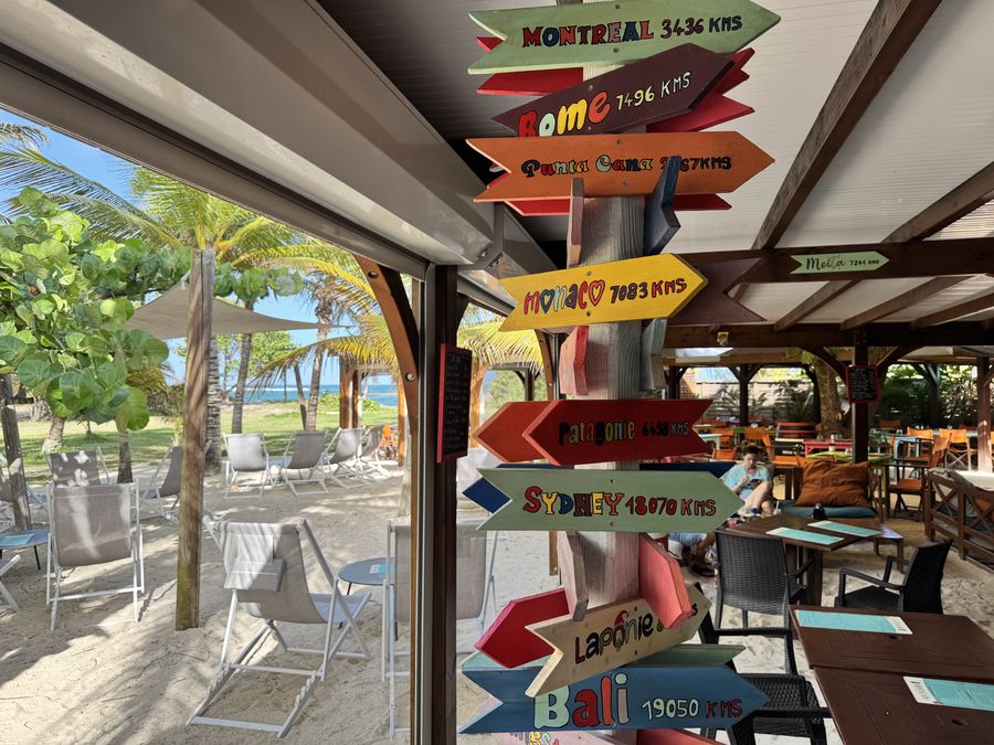 Le Resto de la plage, à deux minutes à pied — Villa Crystal Beach, Saint-François, Guadeloupe